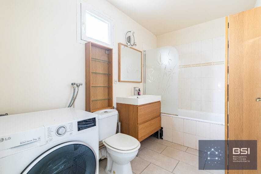 10 maison Nanterre Mont Valérien Salle de bains WC