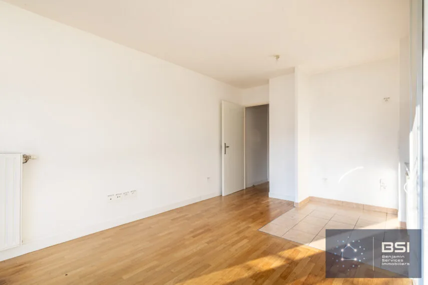 05 appartement 218 000 € Boule Champs Pierreux Séjour