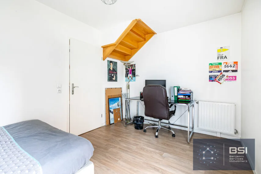 08 appartement 335 000 € Mont Valérien chambre 1