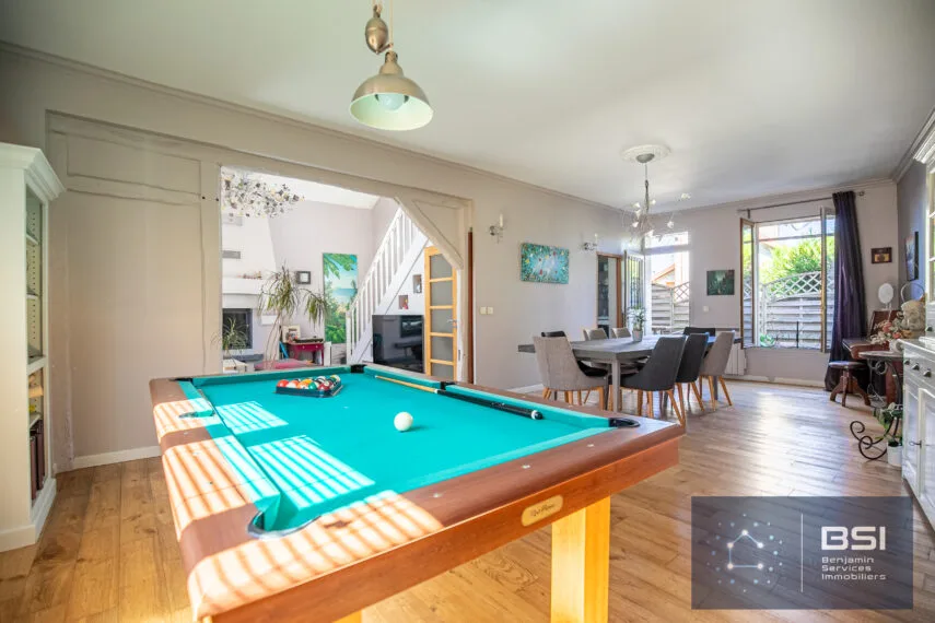 04 maison 7 pièces 875 000 € Mont Valérien séjour