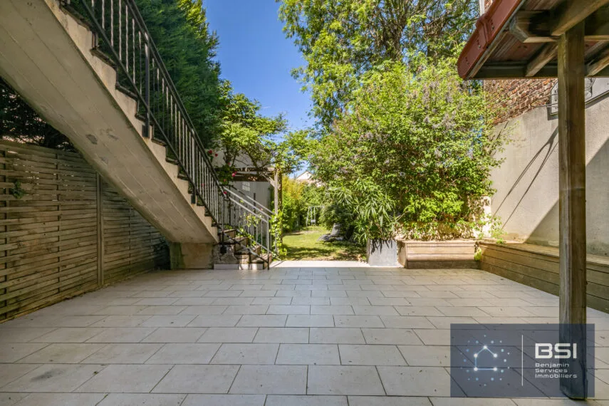 09 maison 7 pièces 875 000 € Mont Valérien terrasse
