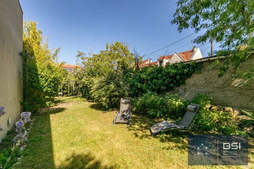 11 maison 7 pièces 875 000 € Mont Valérien jardin