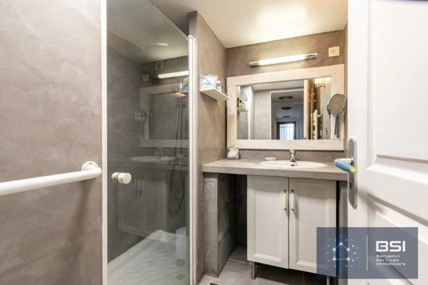20 maison 7 pièces 875 000 € Mont Valérien salle d&rsquo;eau