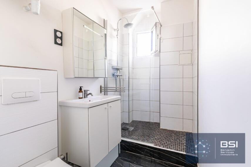 05 appartement 1 pièce 30 m² Quartier Mont Valérien 176 000 € Sde