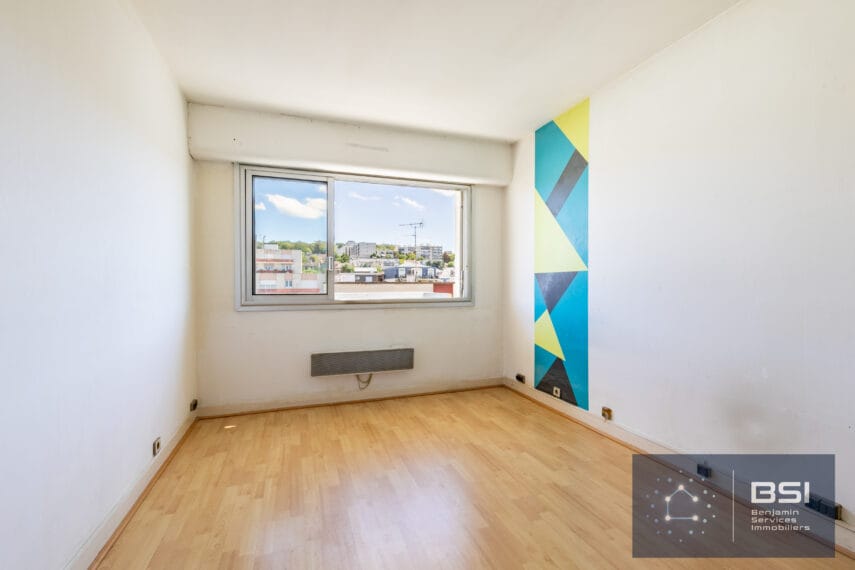 08 appartement 3pièces 300 000 € Plateau Mont Valérien Chambre 1